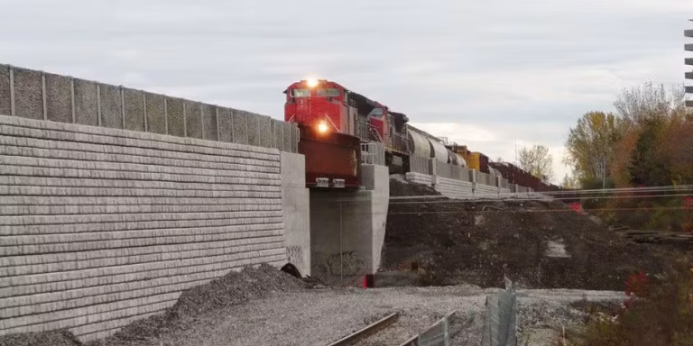 RR_Case_149_Graymont_Materials_CN_Rail_3_9e453e5c4e
